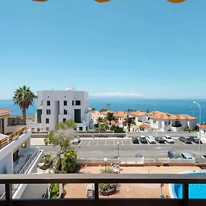 https://apartment-la-luna.tenerifehoteles.net